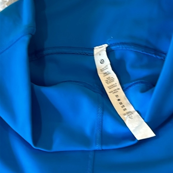 Lululemon InStill High-Rise Tight, size 8 - Picture 6 of 6